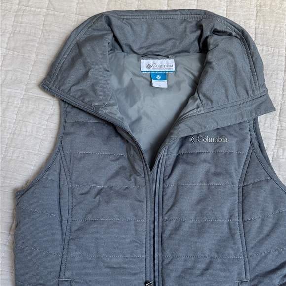 Columbia Gray Quilted Vest - Picture 5 of 7